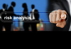 Finger pointing at risk analysis